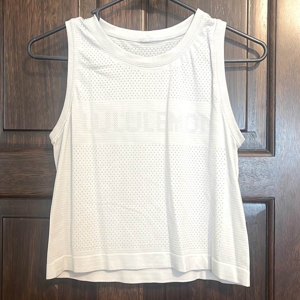 Lululemon workout top - jersey style crop - light blue
